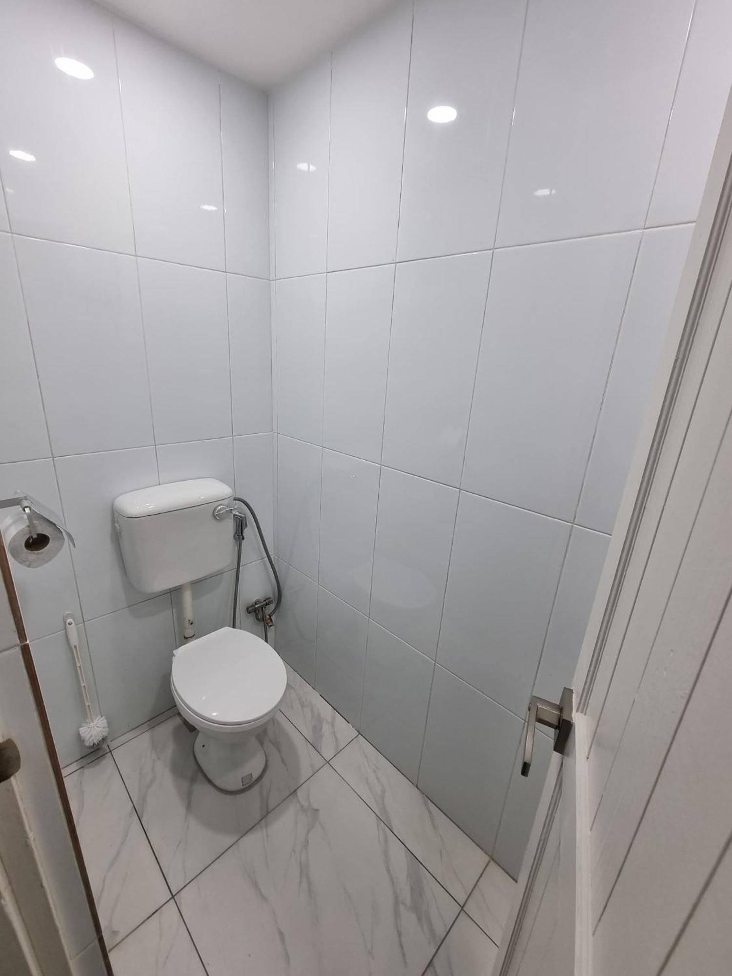 One Point Hotel Кучинг Экстерьер фото
