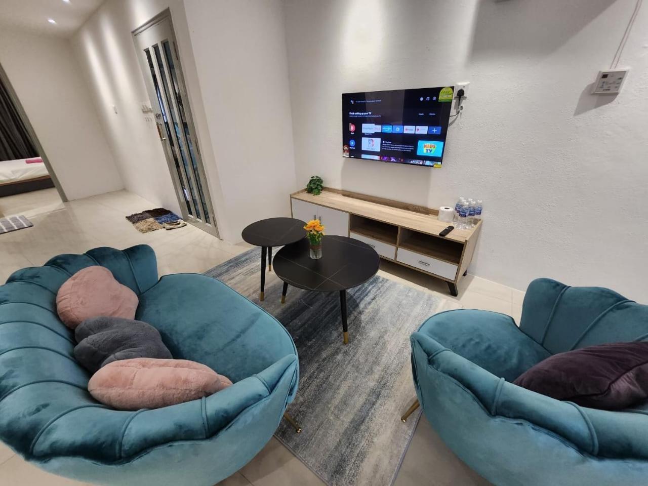 One Point Hotel Кучинг Экстерьер фото