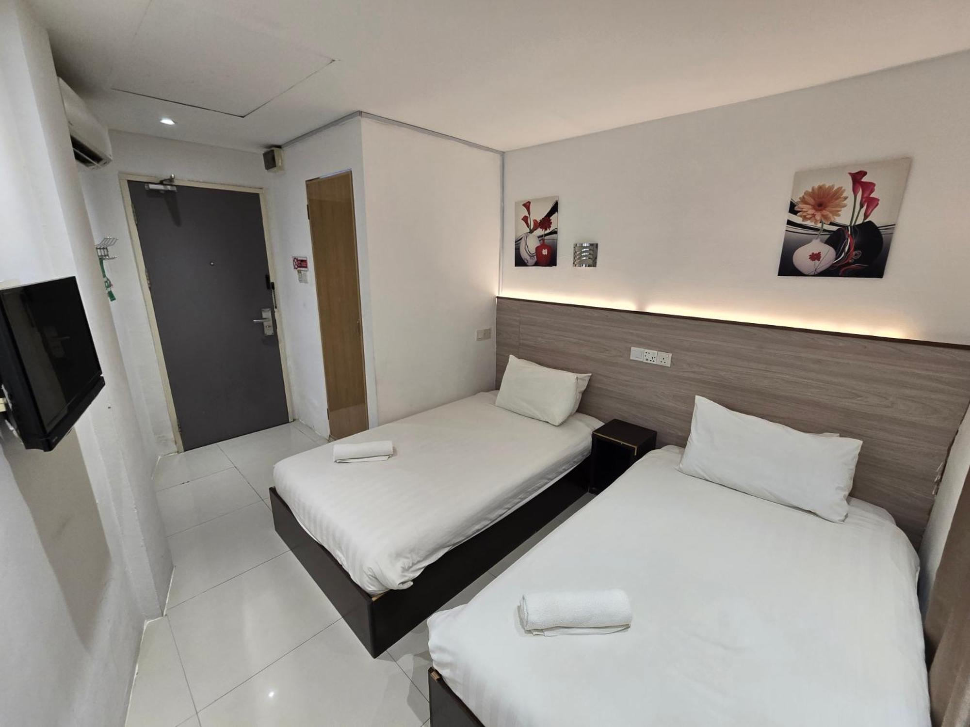 One Point Hotel Кучинг Экстерьер фото
