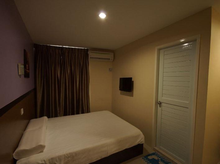 One Point Hotel Кучинг Экстерьер фото